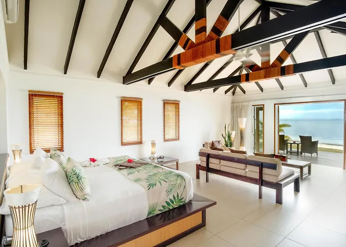 Lomani Island Resort & Spa (Adults Only)