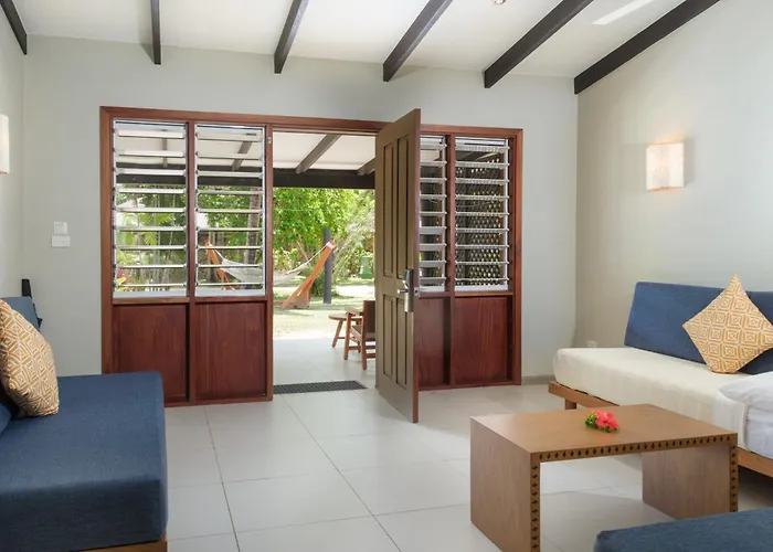 Plantation Island Resort
